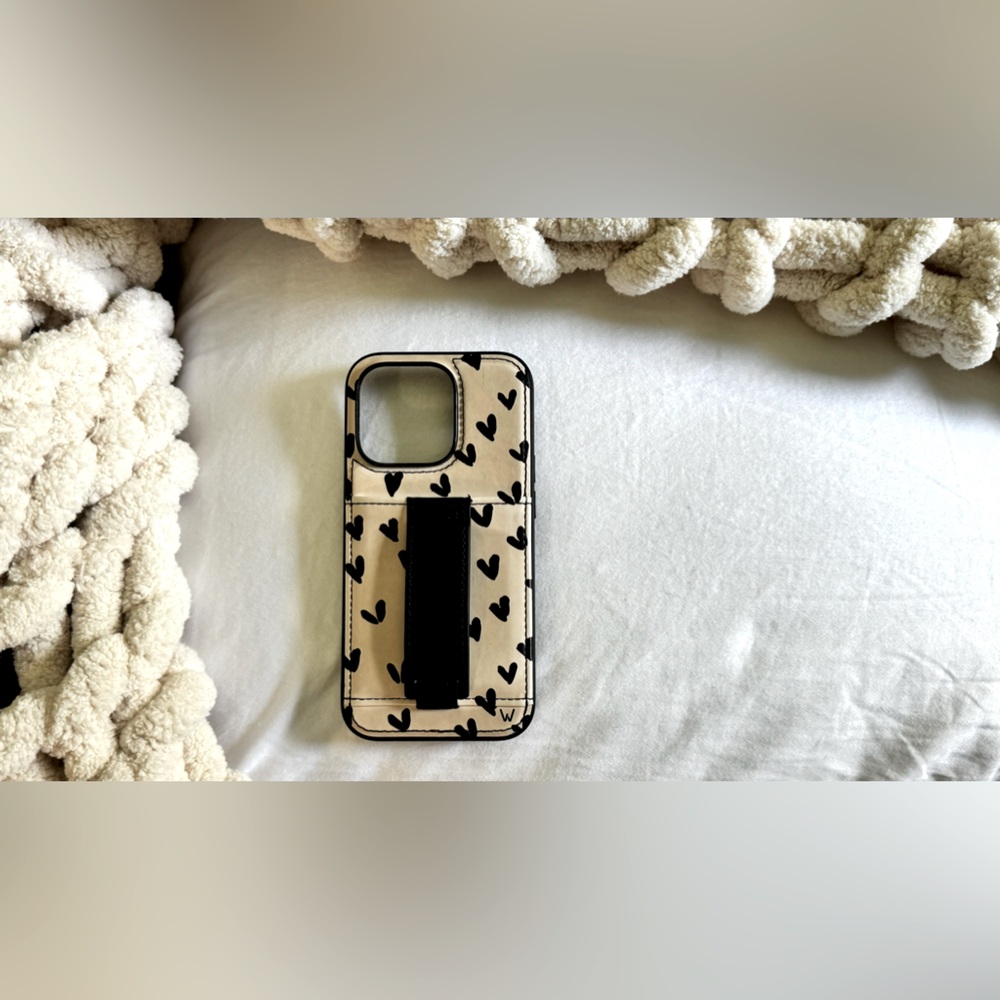 Walli Cases iPhone 14 Pro